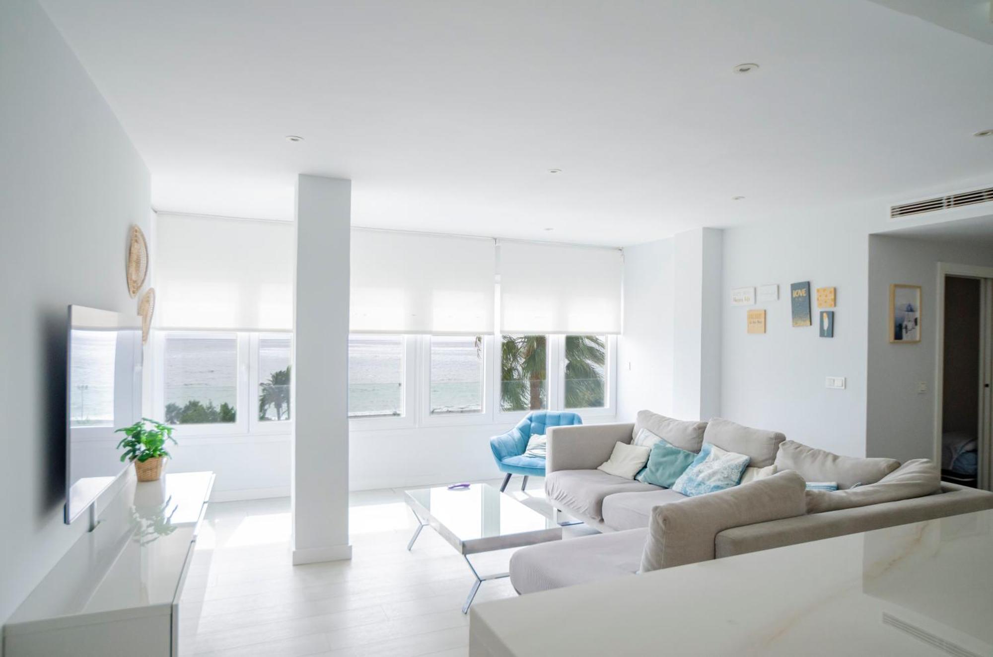 A&C Vistas Al Mar Luxury Apartment Torre Del Mar Exterior photo