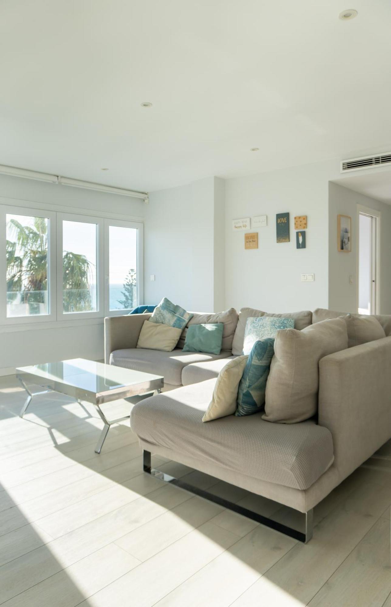 A&C Vistas Al Mar Luxury Apartment Torre Del Mar Exterior photo